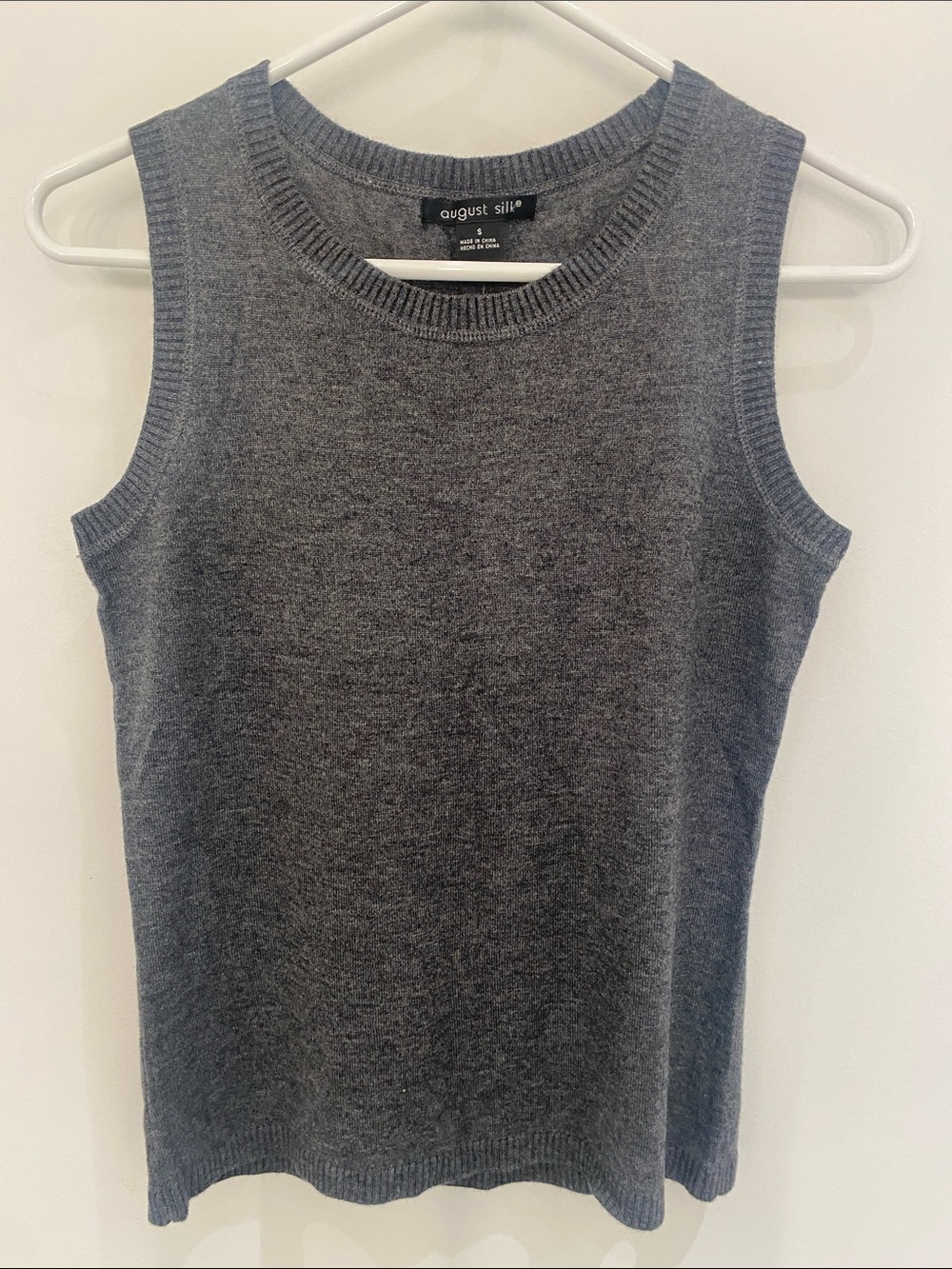 NWT August Silk Women’s Crew Neck Lightweight Sweater Vest Heather Gray S